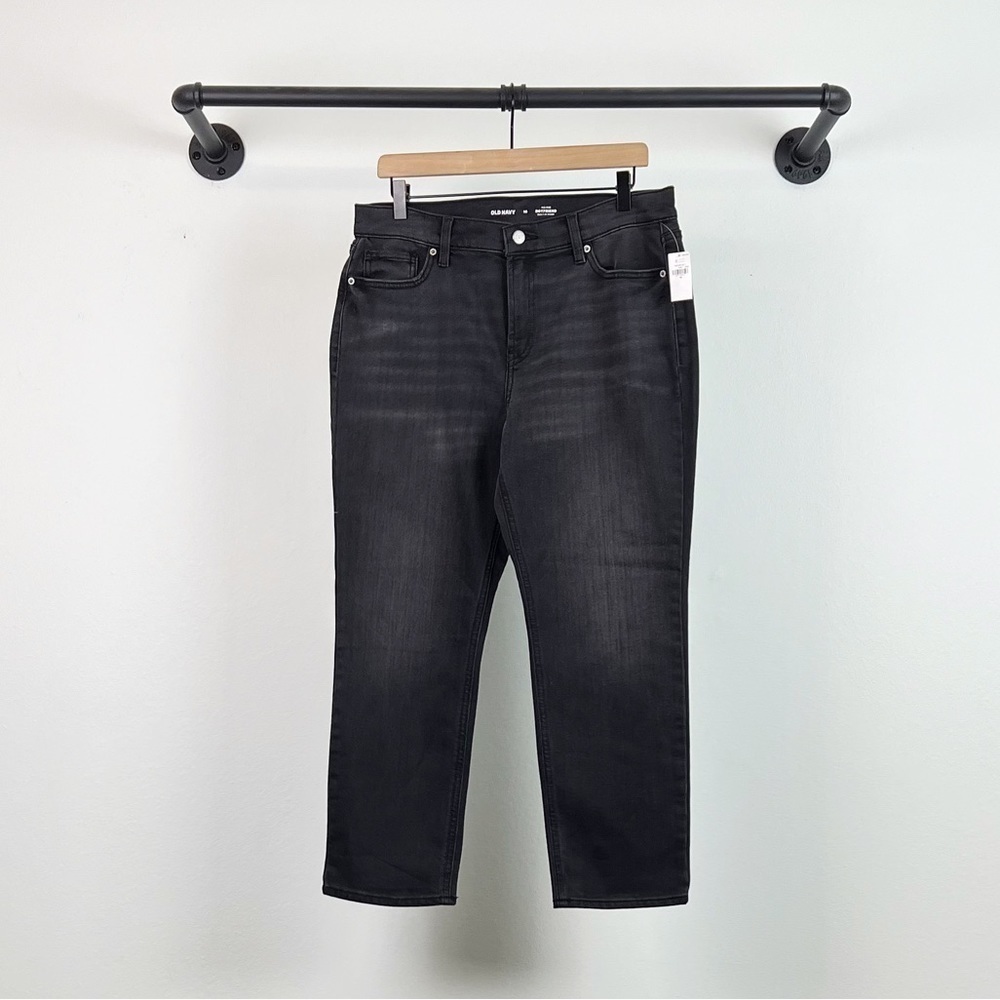 NWT Old Navy Mid-Rise Built-In Warm Black-Wash Boyfriend Jeans - Picture 3 of 7